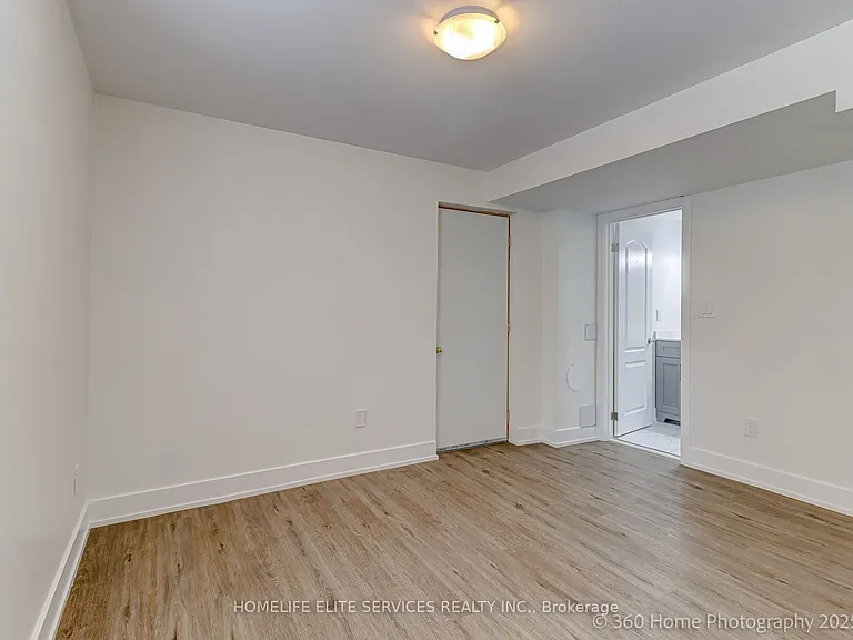 40 Northway Ave — Photo 12