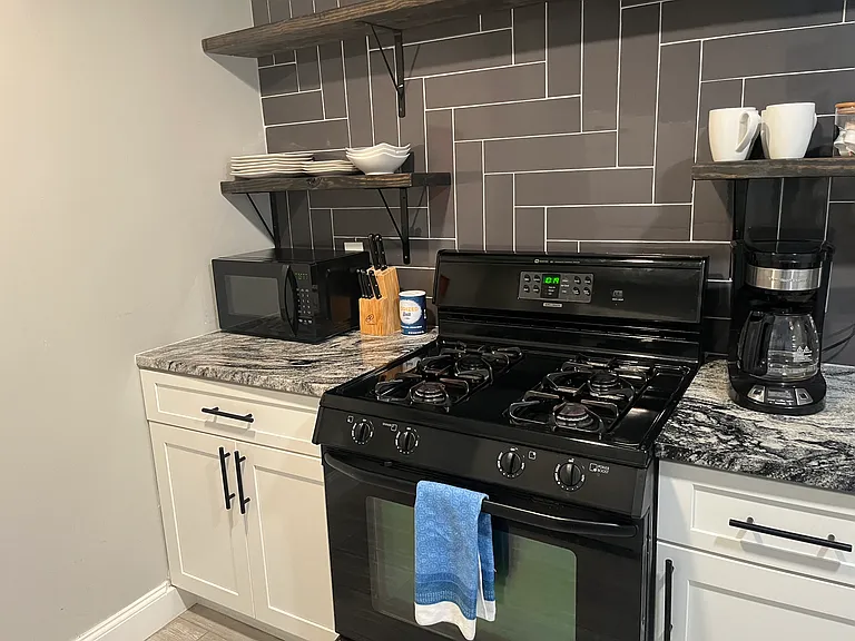 215 Piedmont Ave NE — Photo 7