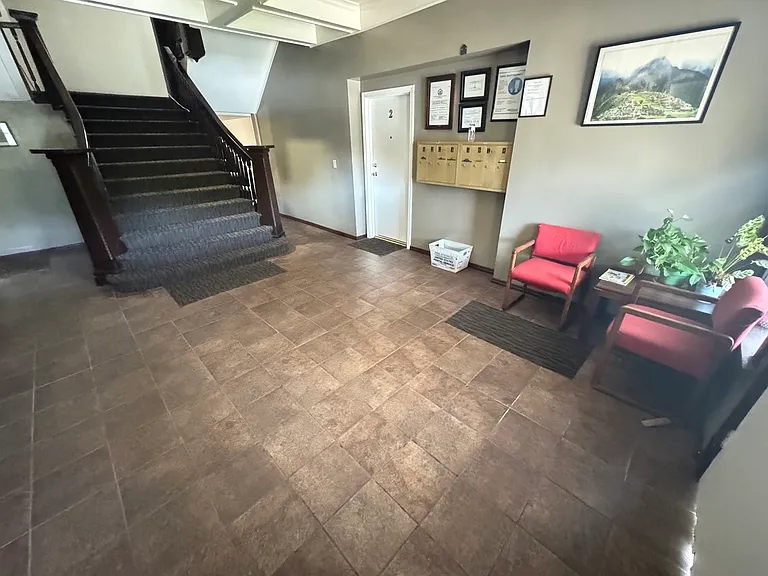 1341 N Bronson Ave #7A — Photo 28