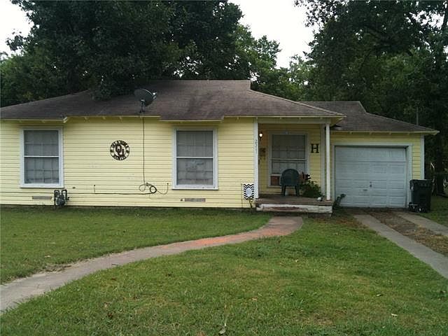 1st image of 2311 W 8th Ave