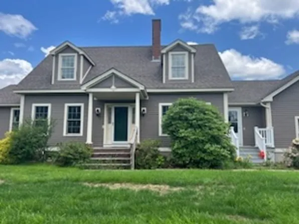 143 Corliss Hill Rd, Haverhill, MA 01830