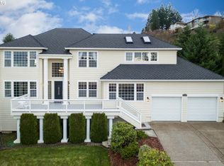 12693 SE Spring Mountain Dr, Happy Valley, OR 97086
