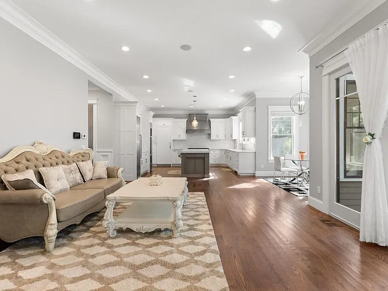 10 Fox Hill Rd — Photo 21