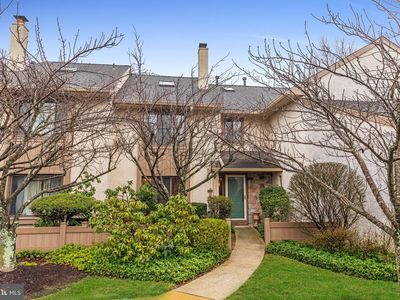28 High Gate Ln, Blue Bell, PA, 19422