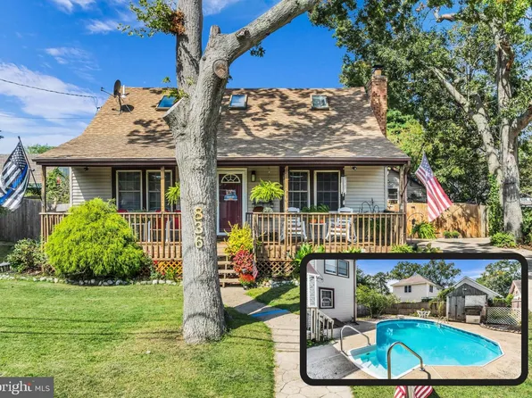 836 Beach Ave, Beachwood, NJ 08722
