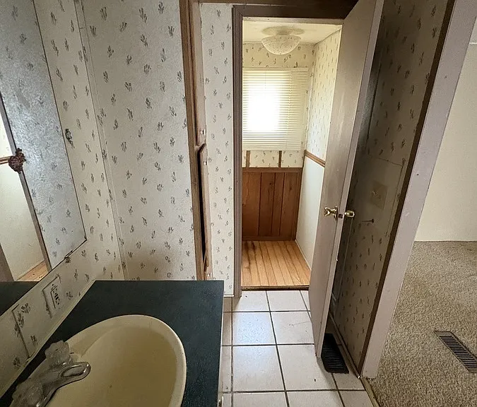 475 E Robins St #107 — Photo 7