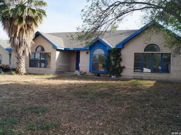 1336 B. Alonso Circle, Eagle Pass, TX 78852