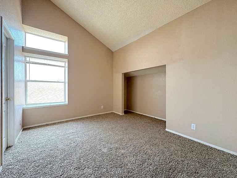 11073 Nathan Bay Dr — Photo 13