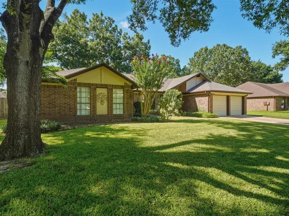 2917 Sugar Wood Dr, League City, TX 77573