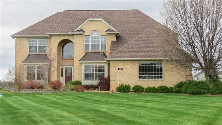 1st image of 489 Canberra Ct