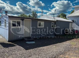 808 1/2 Edgewood St, Walla Walla, WA 99362