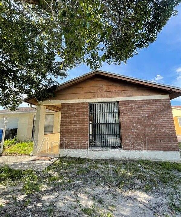1st image of 10205 Vista Cove Ct