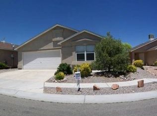 9035 Port Rd NW, Albuquerque, NM 87121