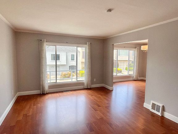3rd image of 83 Arroyo Way