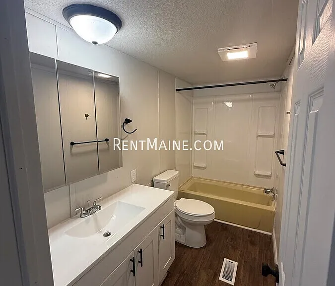 54 Pond Rd — Photo 11