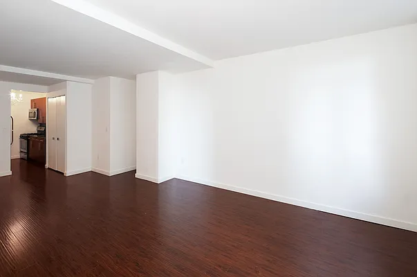 Rented by The Moinian Group | media 10