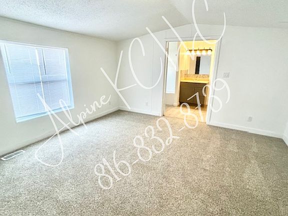 4th image of 162 Countryside Ln