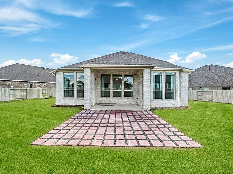 2221 Forest Trace Ln — Photo 37