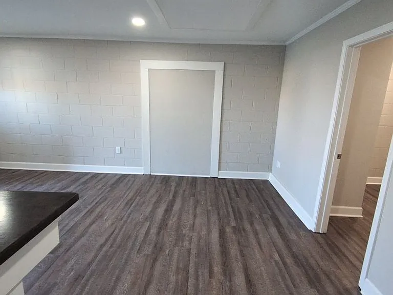 626 Power St — Photo 27