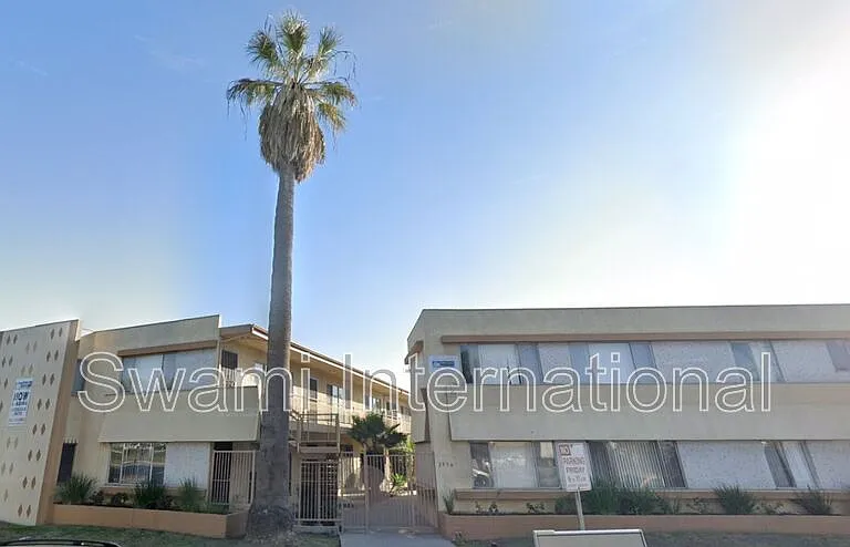 2936 W El Segundo Blvd #2 — Photo 14
