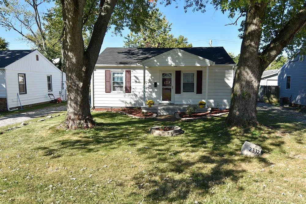 2332 Margybeth Ave photo 1