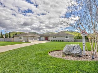 21164 Valle San Juan Dr, Salinas, CA 93907