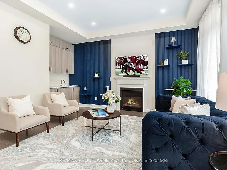 3294 Millicent Ave — Photo 14