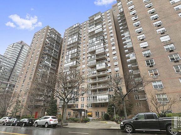 5th image of 303 W 66th St APT 19KW