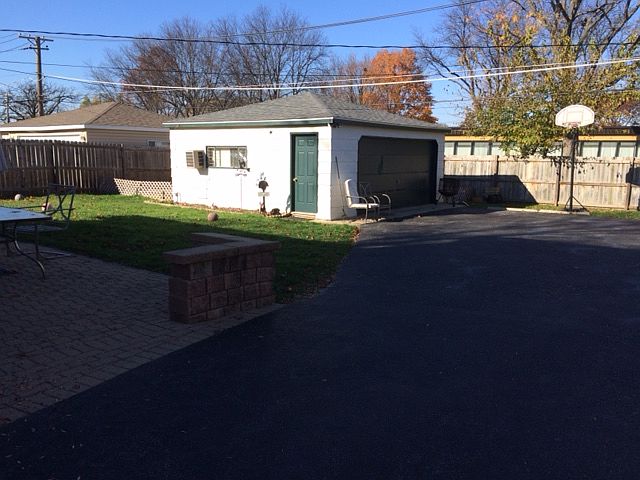 2nd image of 117 Glen St