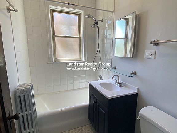 2nd image of 5542 W Leland Ave #1B