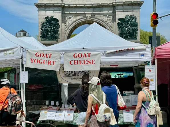 921 Washington Avenue image 10 of 10