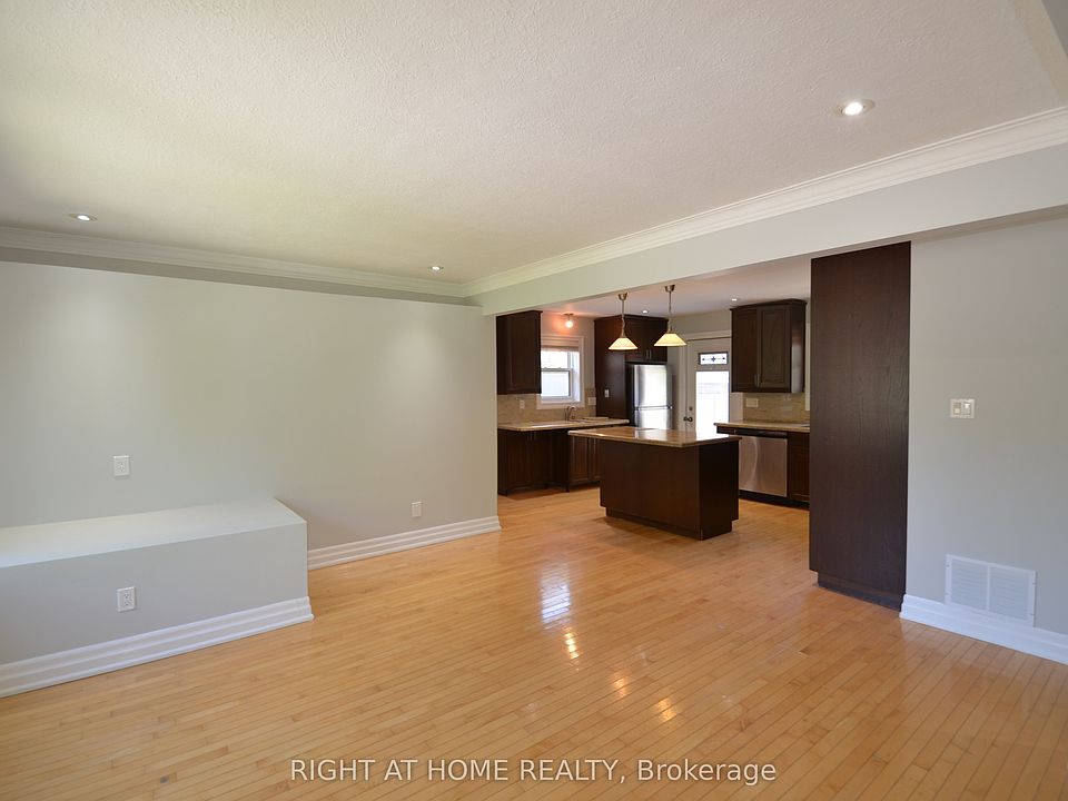 1st image of 526 Poplar Ave