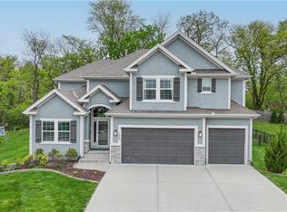 1500 NW 59th St, Kansas City, MO 64118