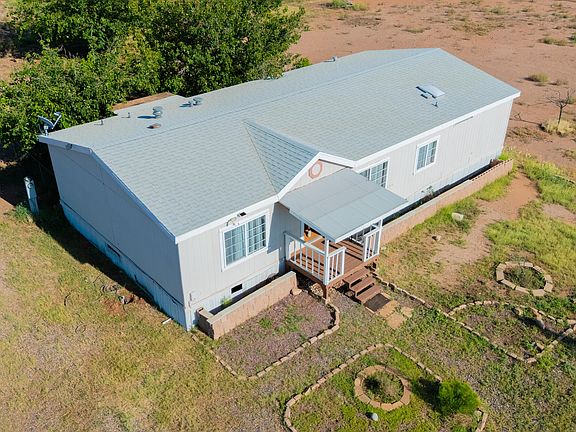 3rd image of 4585 N VALLEY VISTA Avenue