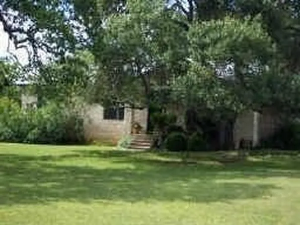 501 Blue Ridge Dr, Dripping Springs, TX 78620