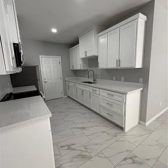 1905 Elsham Rd #2 — Photo 4