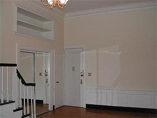 2nd image of 18 E 67th St #1A