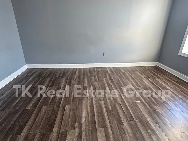 42 W 29th St #4B — Photo 5