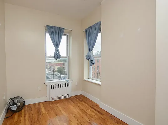 Rented by Brooklyn Group | media 24