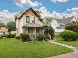 1318 10th St, Moline, IL 61265