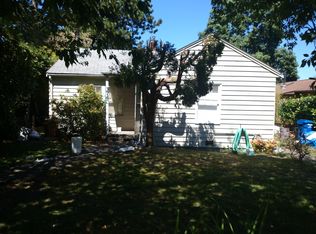 3740 SW 99th St, Seattle, WA 98126