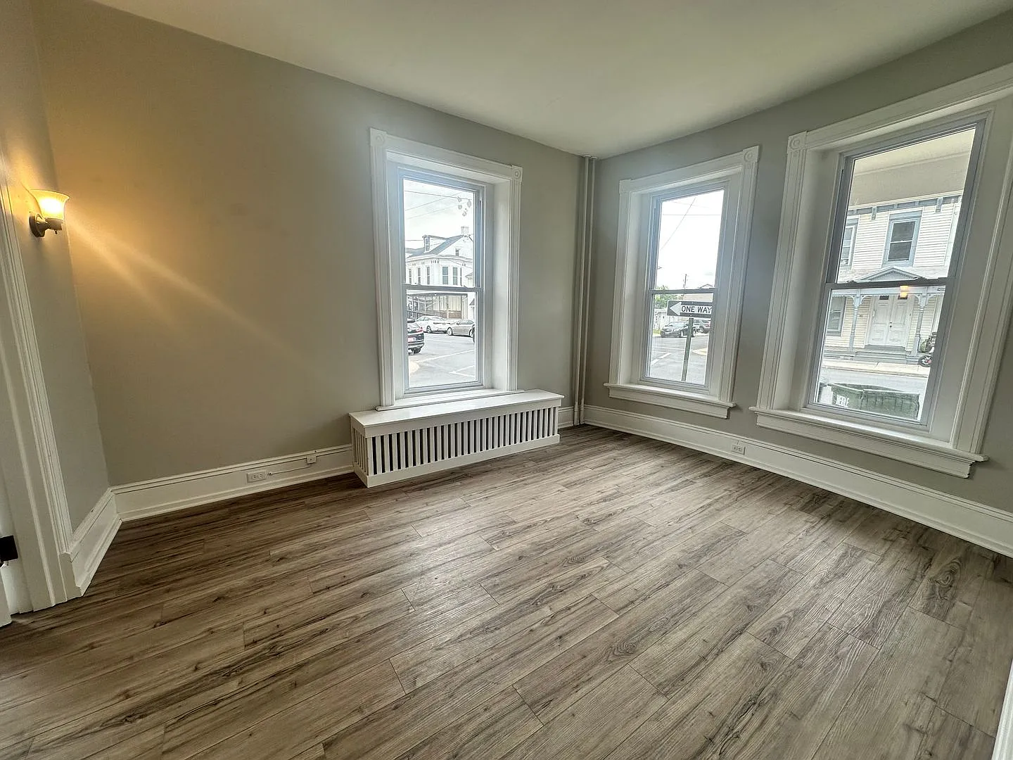 701 Walnut Street — Photo 2