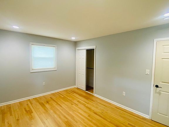4th image of 3335 Ralph St