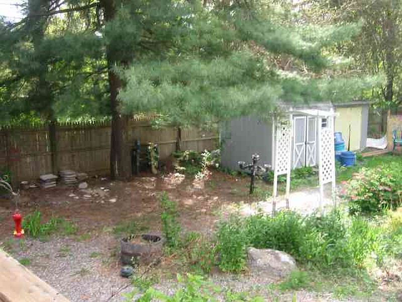 4th image of 3026 EVELYN Drive