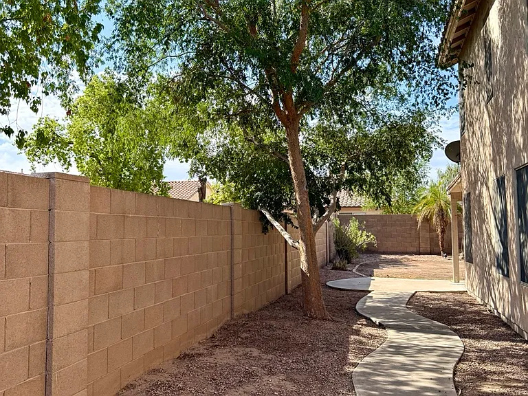 1273 W Swan Ct — Photo 33