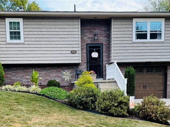 273 Captain Ames Dr, Parkersburg, WV 26104