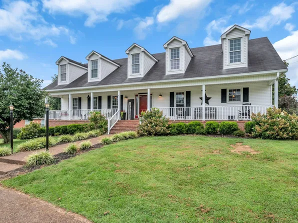 2712 Long Hollow Pike, Hendersonville, TN 37075