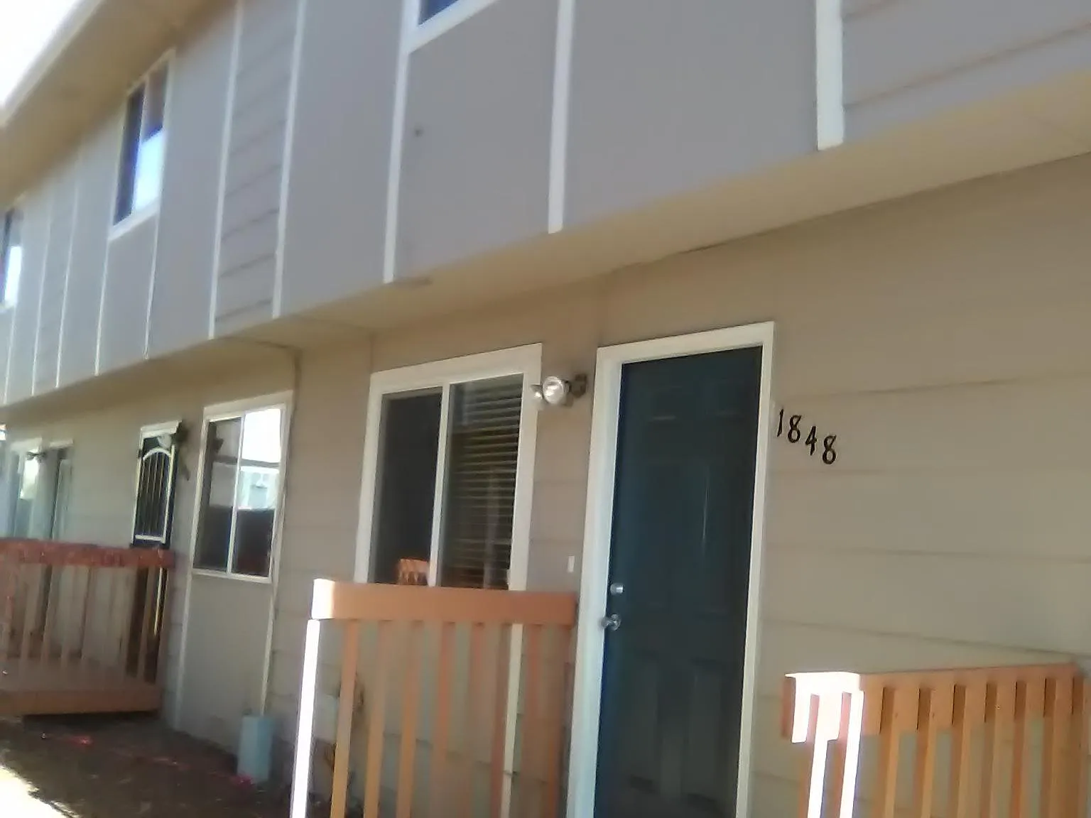 2 bed, 1.5 bath, 992 sqft, $1,405 — Photo 1