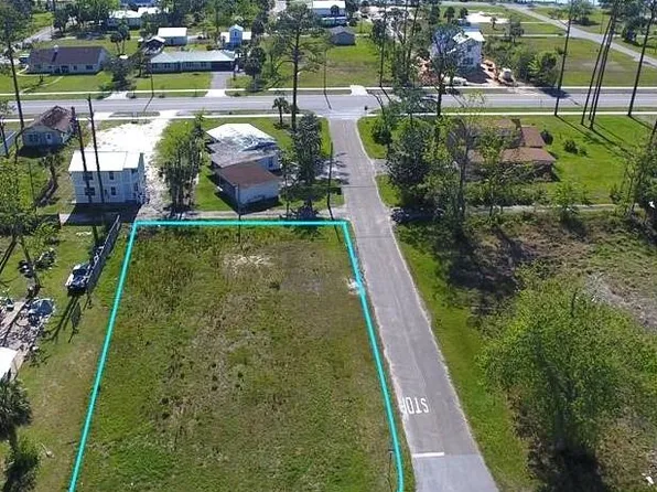 1502 Palm Blvd, Port Saint Joe, FL 32456