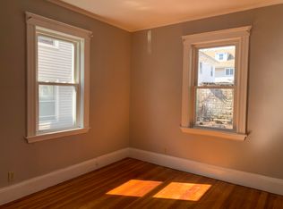 60 Prentiss St #1D, Watertown, MA 02472